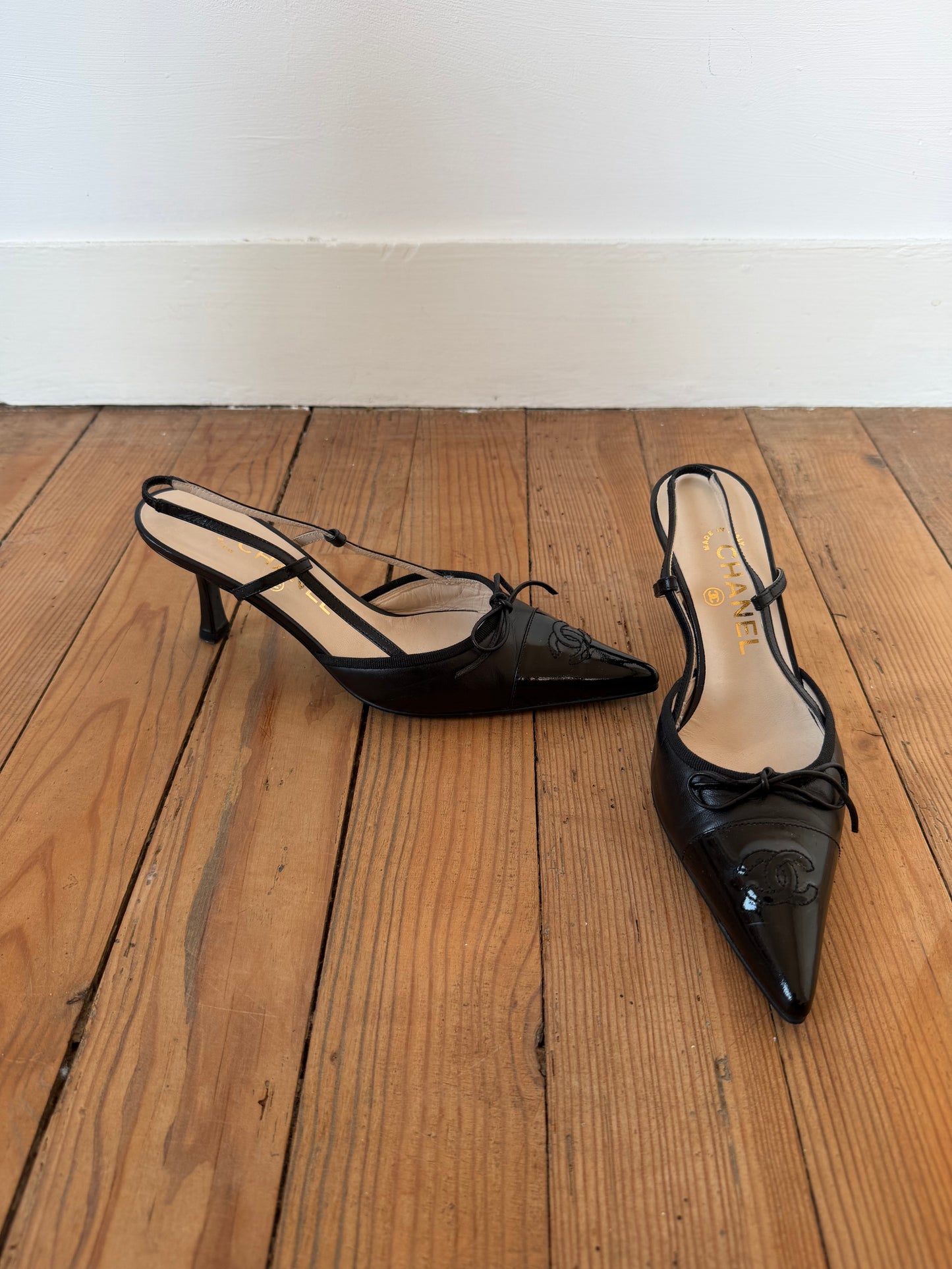 Vintage Chanel Black CC Bow Slingback Heels