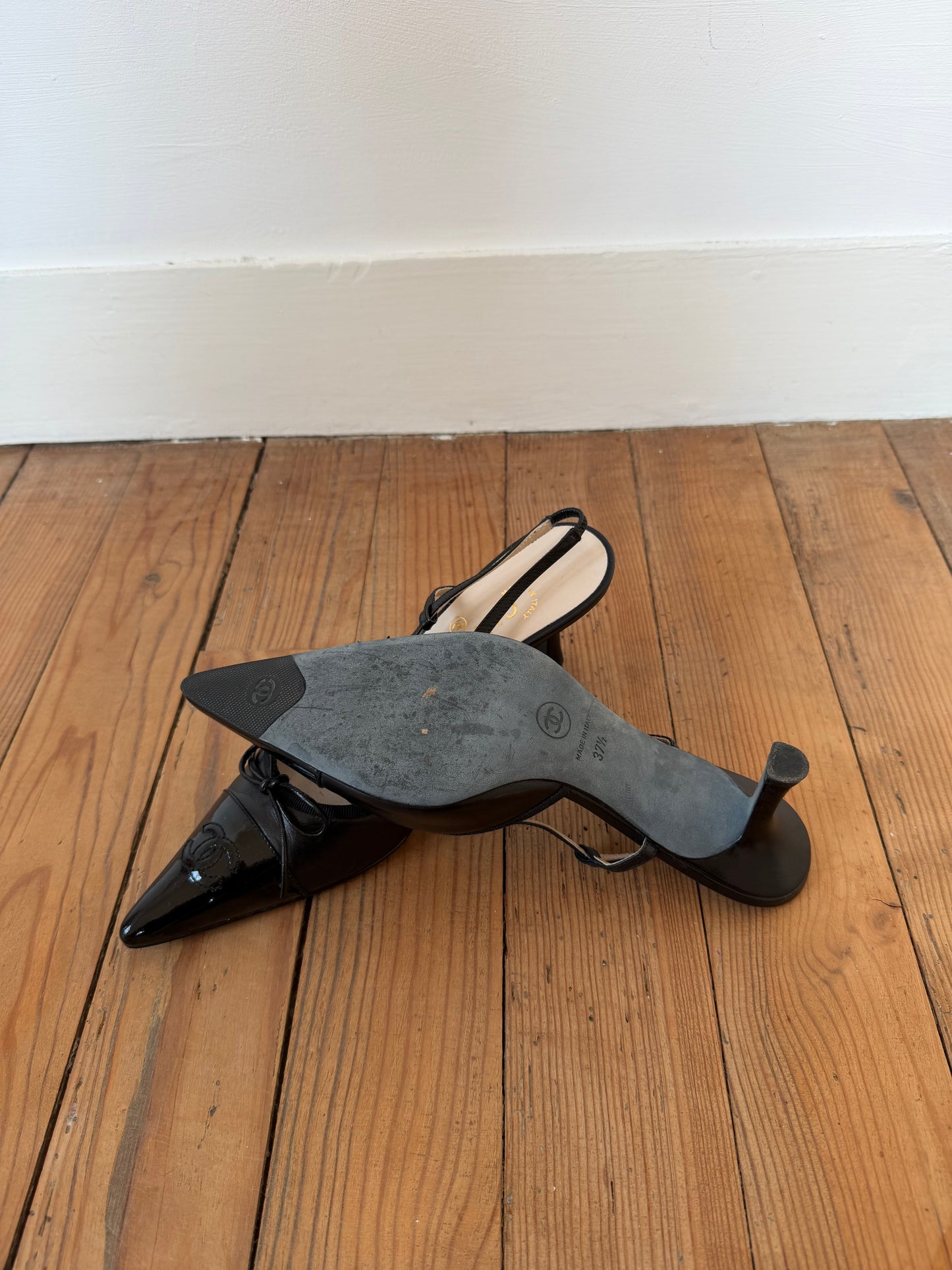 Vintage Chanel Black CC Bow Slingback Heels