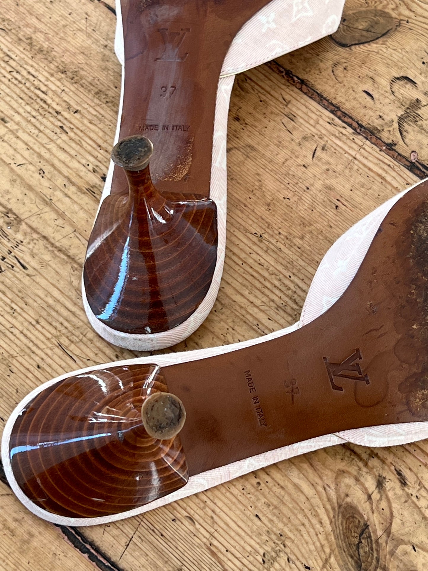 Louis Vuitton Pink Bow Mules