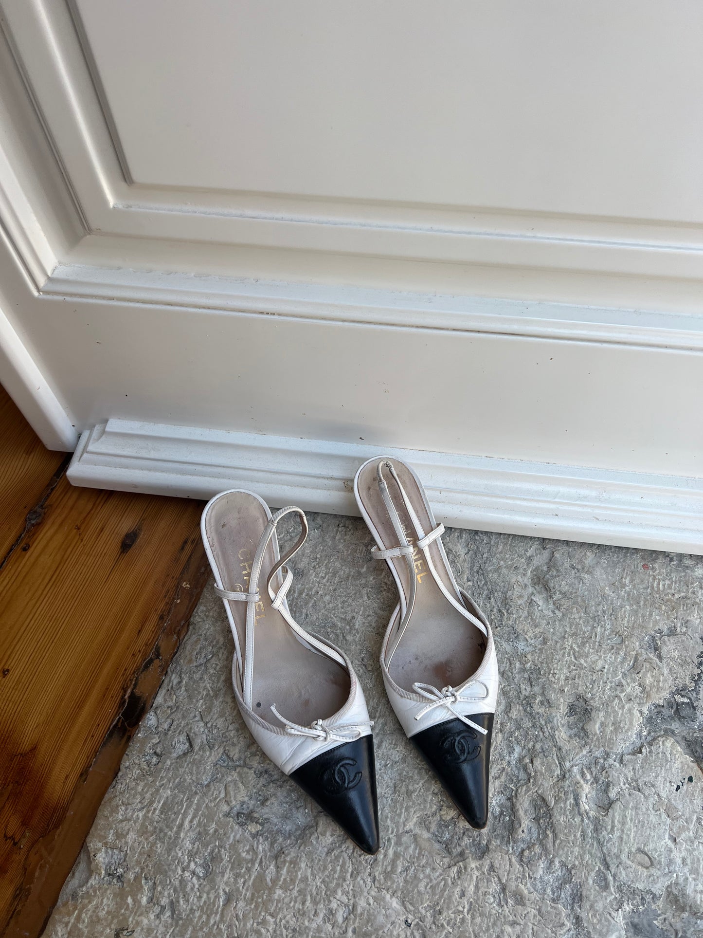 Chanel CC Two-Toned White&Black Slingbacks