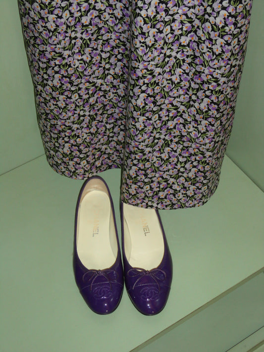 Chanel CC purple ballet flats